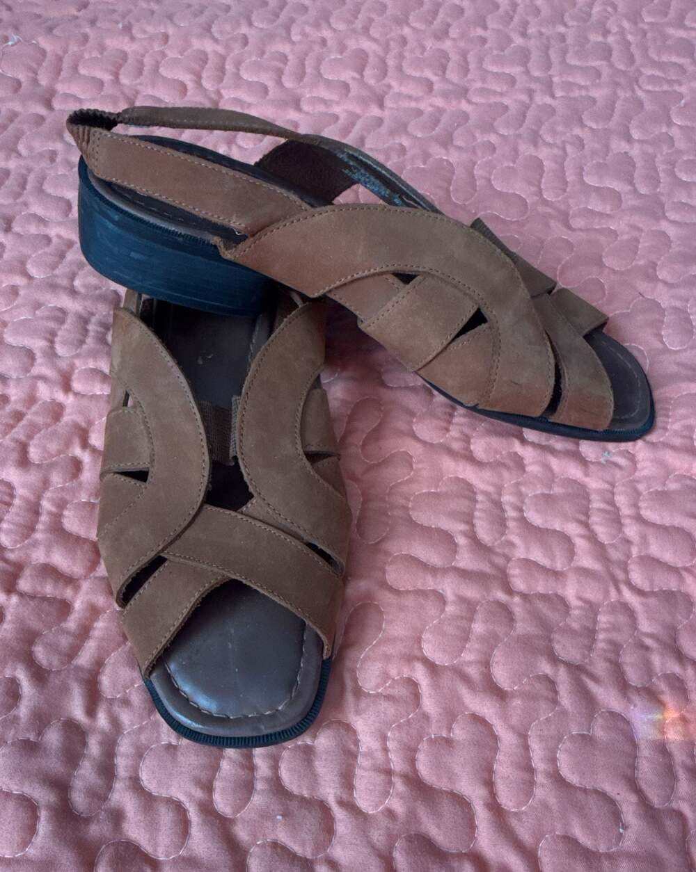 Naturalizer Brown Suede Slingback Low Heel Sandals Size 8.5W